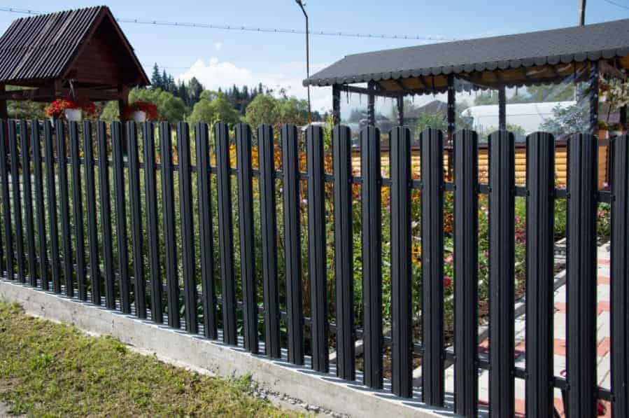 aluminum fence